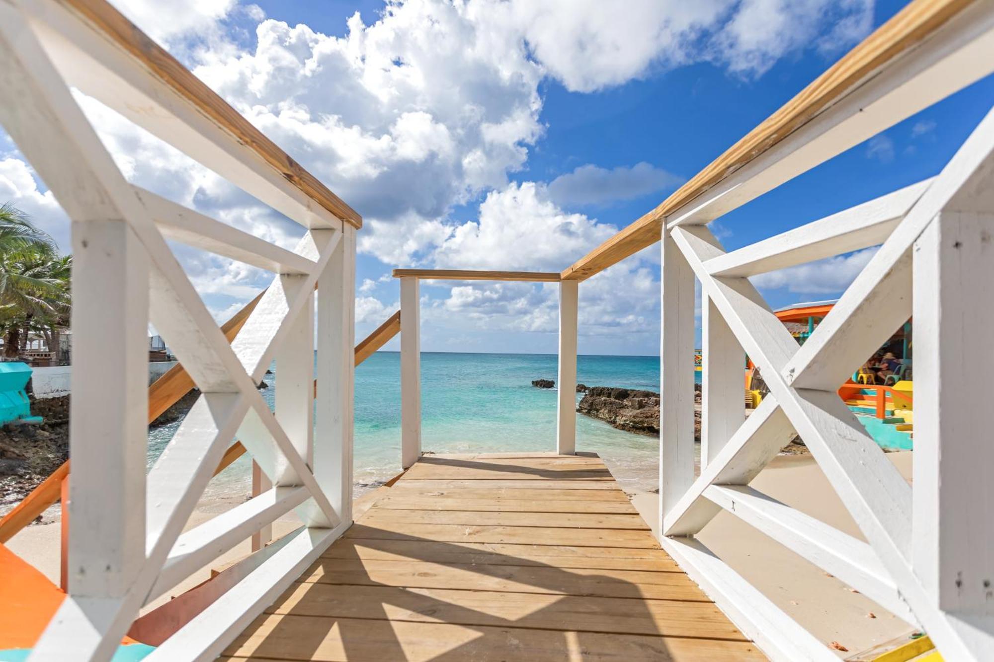 Maho Beach House - Sand Bar Studio - Ocean View Buitenkant foto